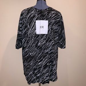DOPE Scoop Tee (Like New)